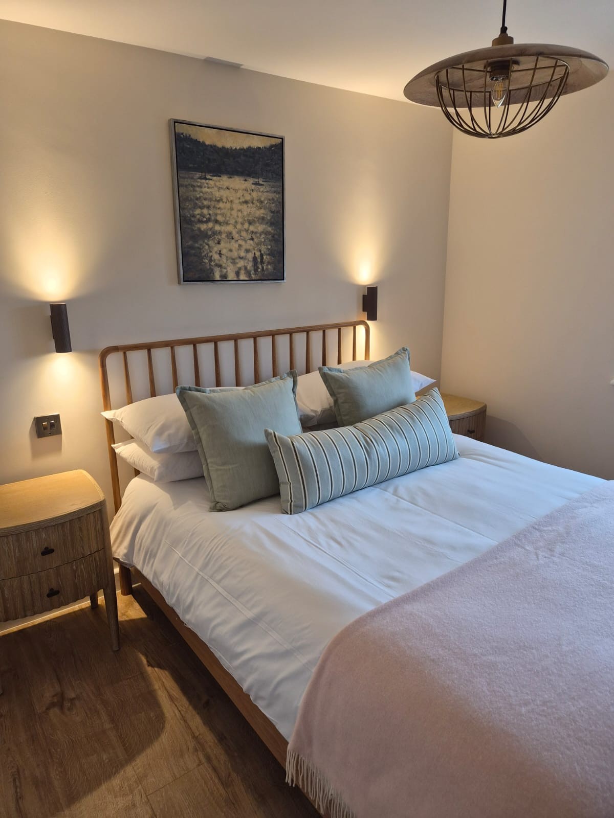 Bedroom with blue cushions at 3 Parc Merys